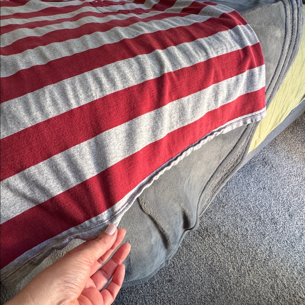 Tommy Hilfiger Men's Burgundy and Gray Striped Tee - 100% cotton - Picture 5 of 6